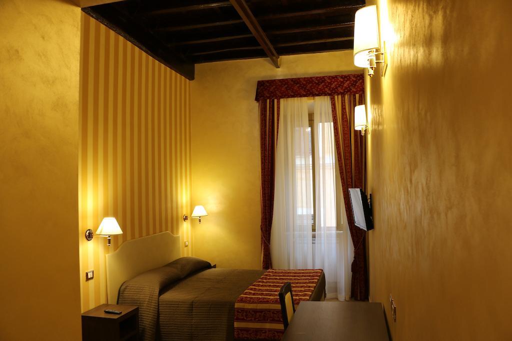 Quarto Duplo
