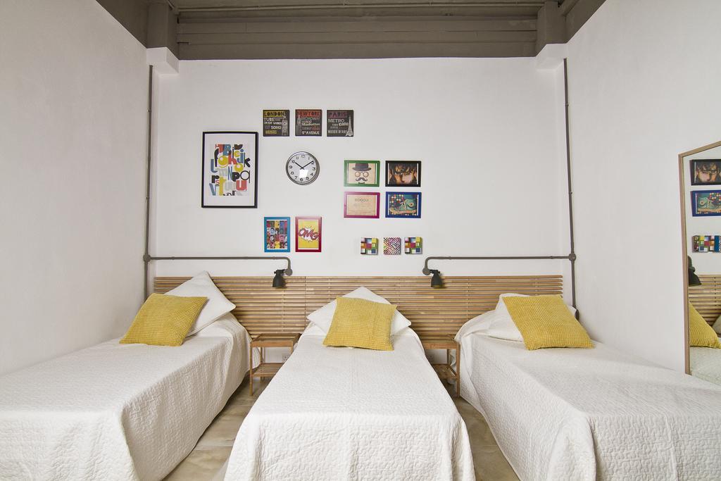 Monolocale con Vista Mare e Balcone (3 Adulti)