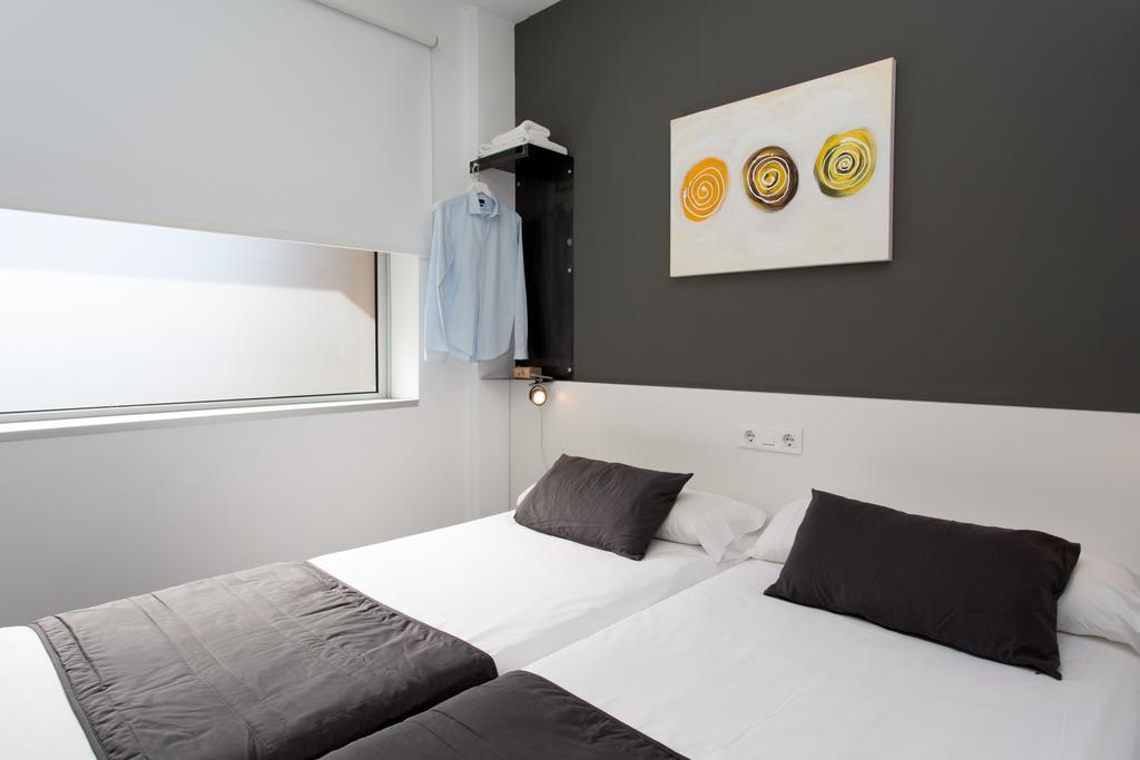 Apartment mit 2 Schlafzimmern, Balkon und Stadtblick (2-4 Erwachsene)