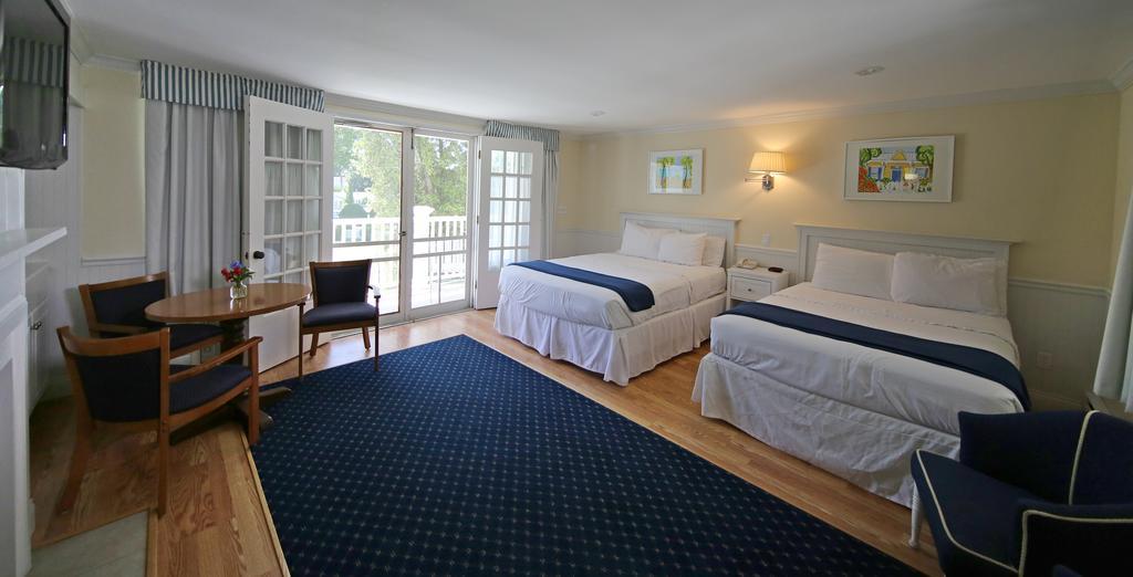 Superior King Suite