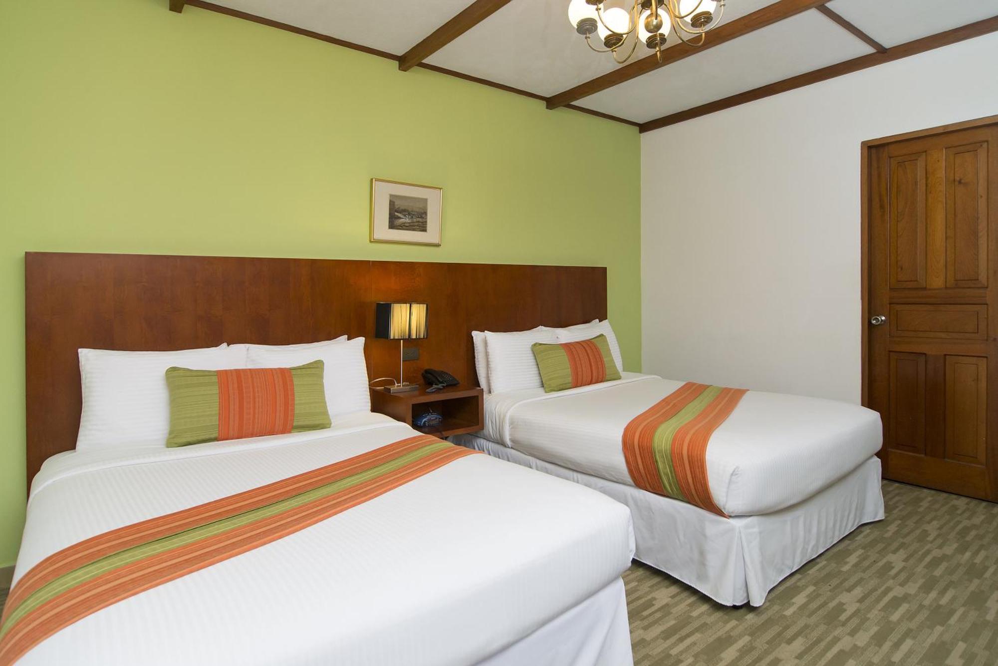 Deluxe Doppelzimmer mit 2 Queensize-Betten