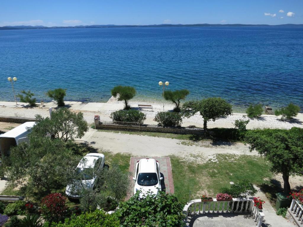 Apartment mit 2 Schlafzimmern, Balkon und Meerblick (4 Erwachsene)