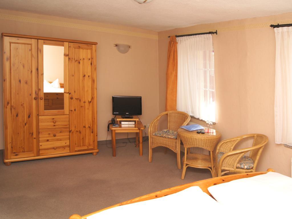 Dreibettzimmer