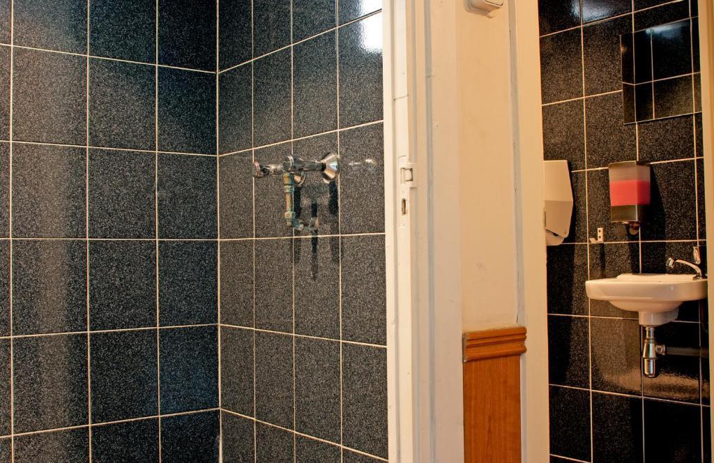Quadruple Room with Shared Bathroom