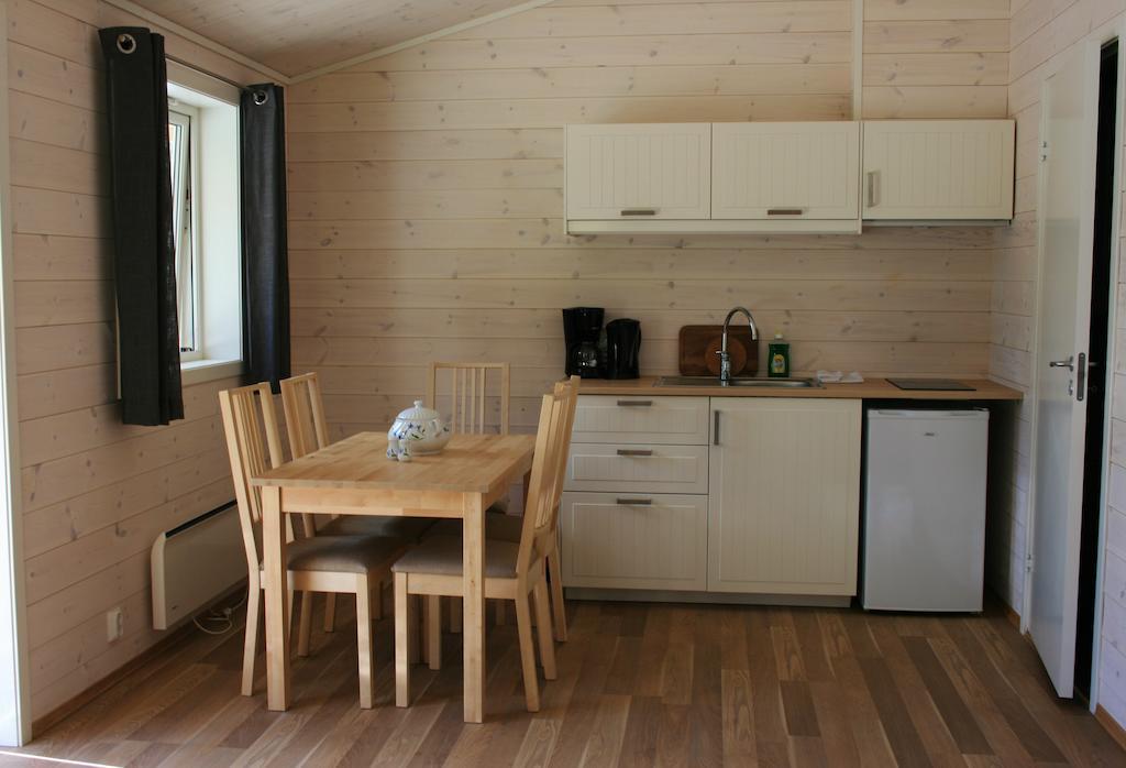 Cottage met 2 Slaapkamers, Kitchenette en Eigen Badkamer