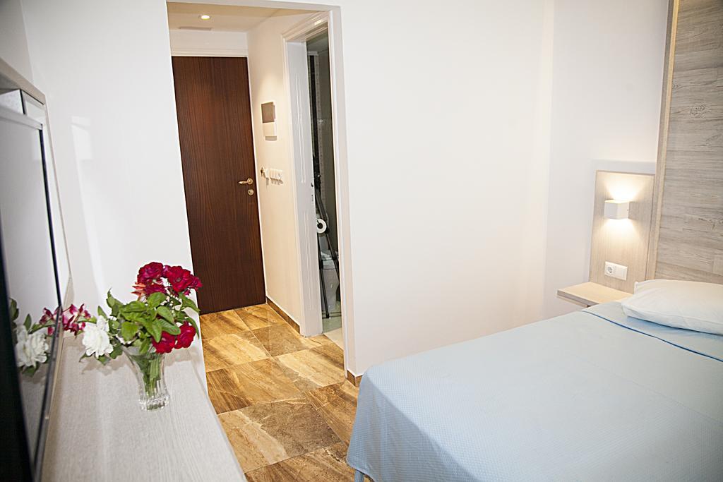 Deluxe Doppel-/Zweibettzimmer mit Balkon