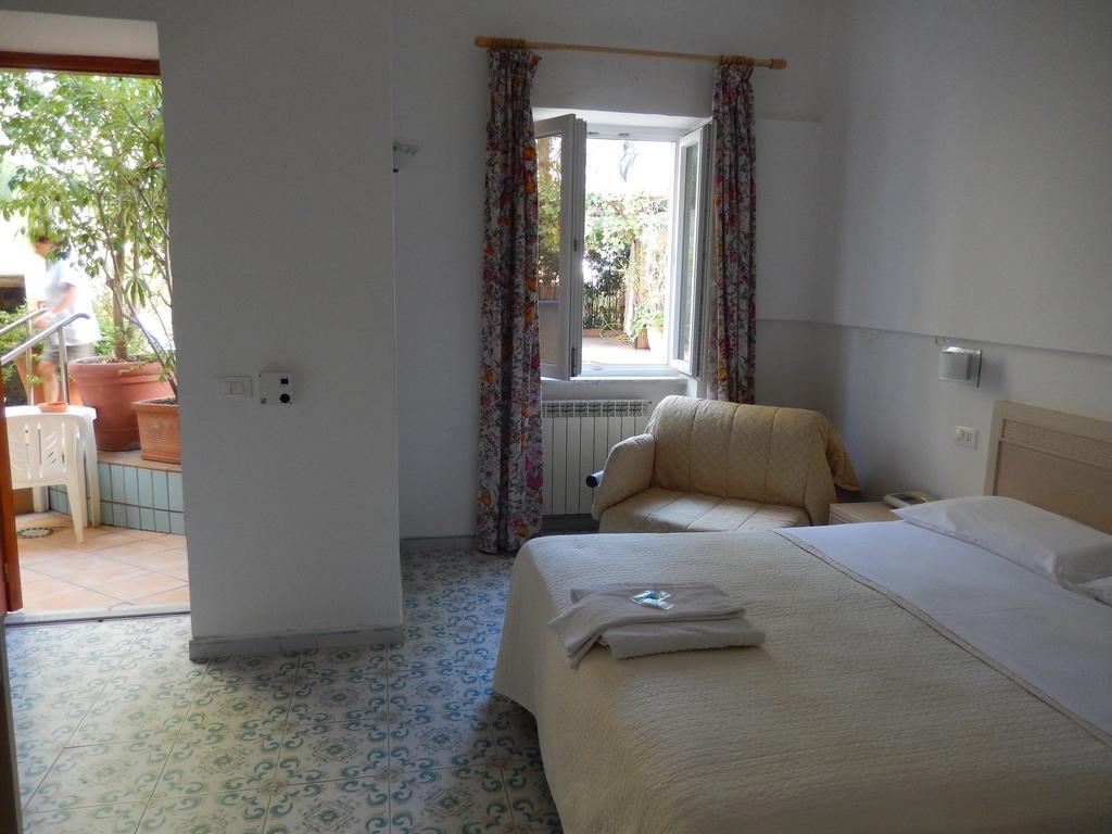 Standard Dreibettzimmer