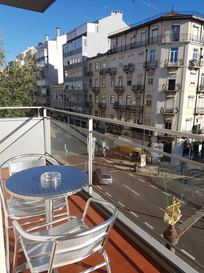 Quarto Superior com Cama de Casal ou 2 de Solteiro e Varanda