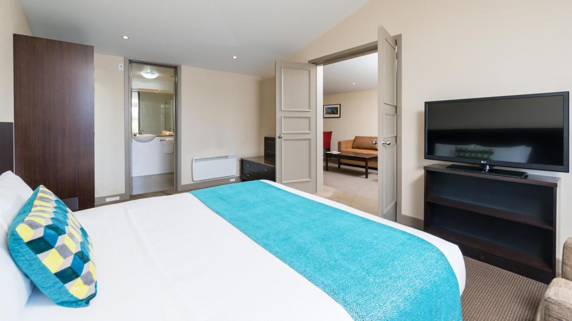 Suite 1 King