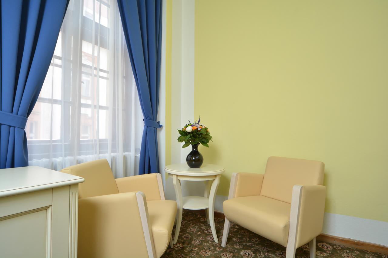 Double or Twin Room with Balcony
