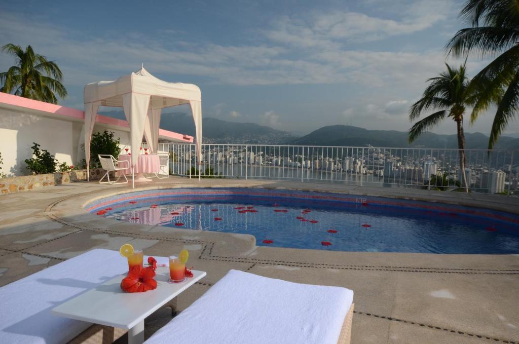 Petite Maison avec Piscine Privée et 2 Lits