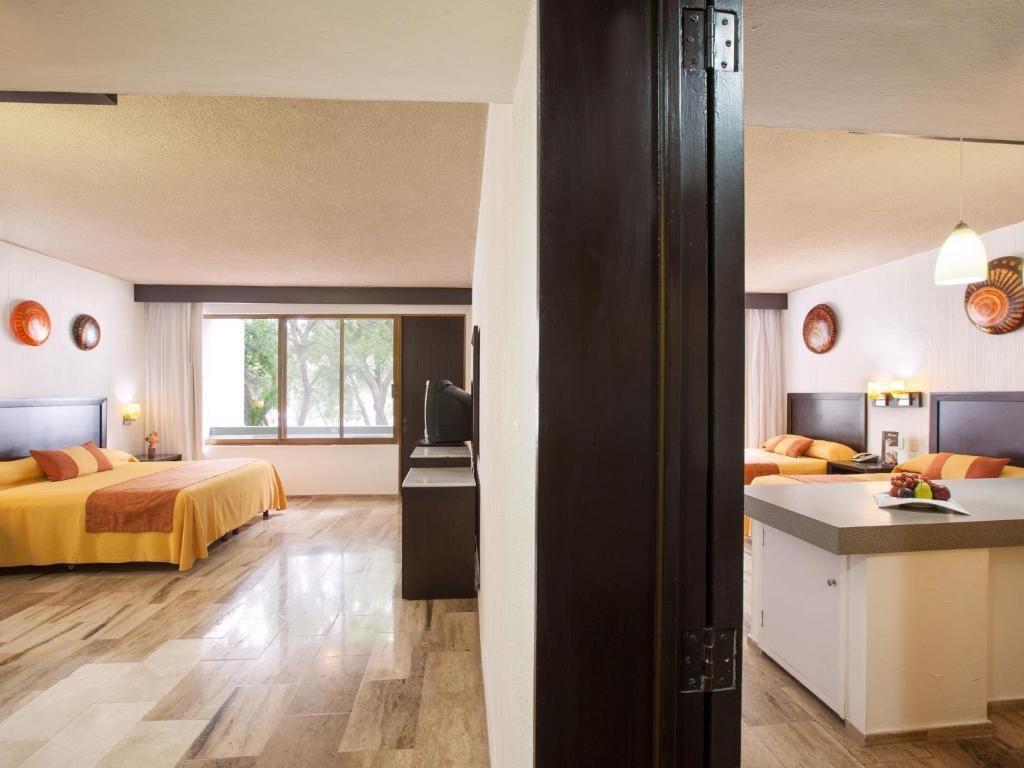 One-Bedroom Suite