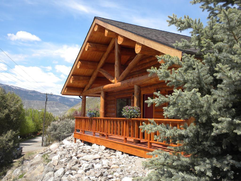 Superior Cabin - No Pets