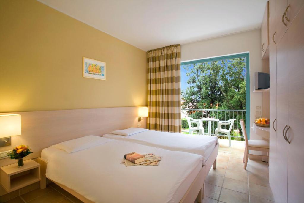 Room for 2 with AC