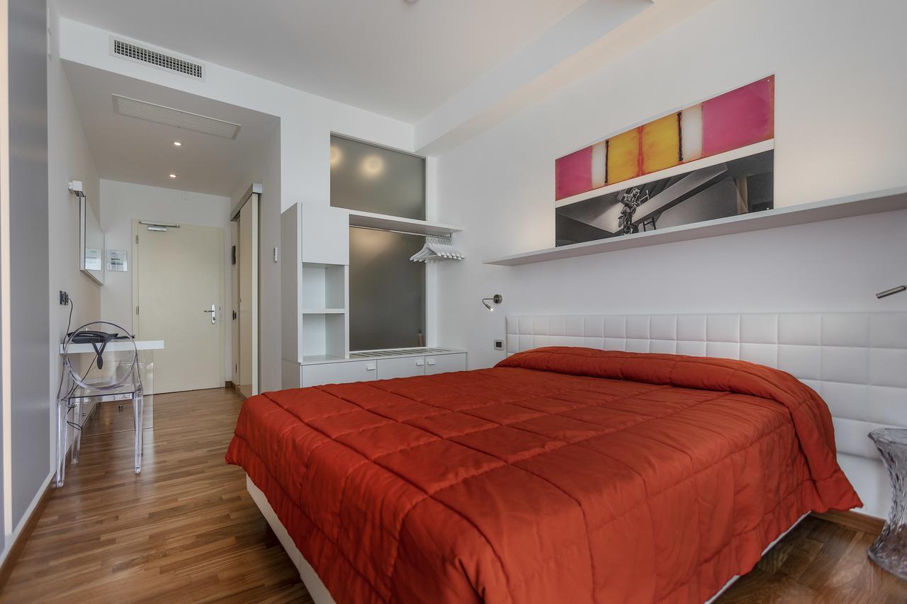 Double Room with Lake View