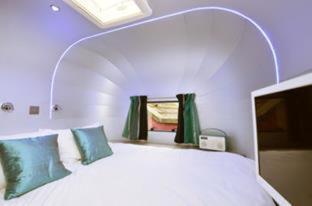 Caravan Superior (2 Adulti)
