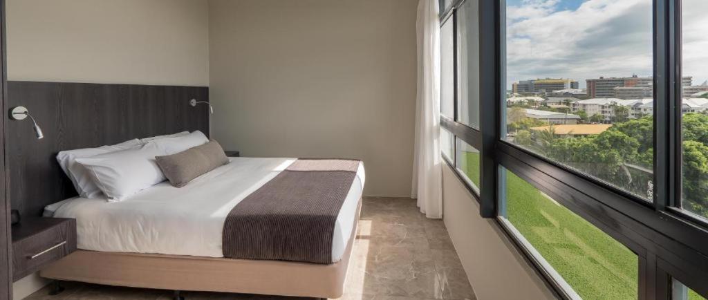 1 bedroom apartment (ocean view)