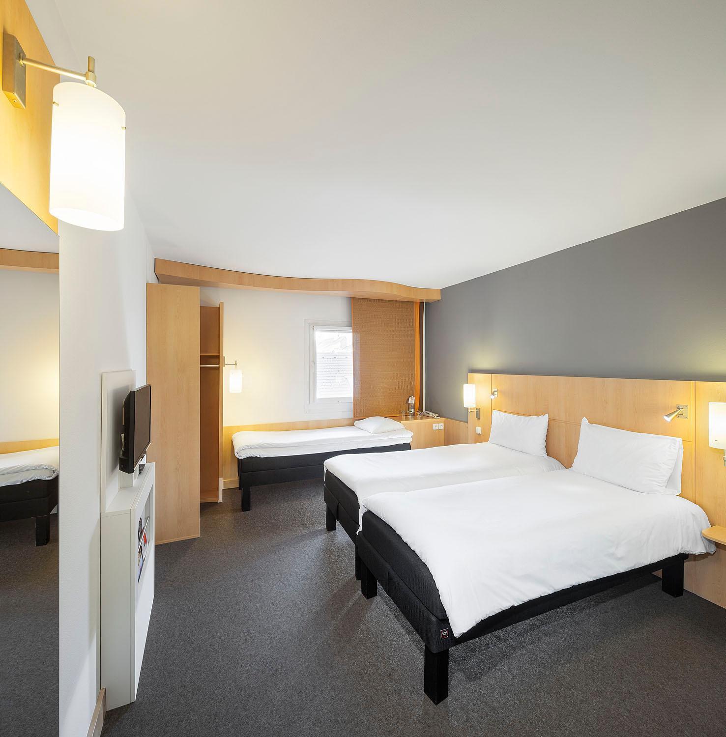 Chambre Standard Avec Trois Lits Simples