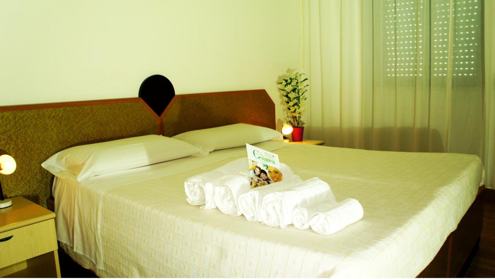 Double Room with Garden View,709362754:JPEG