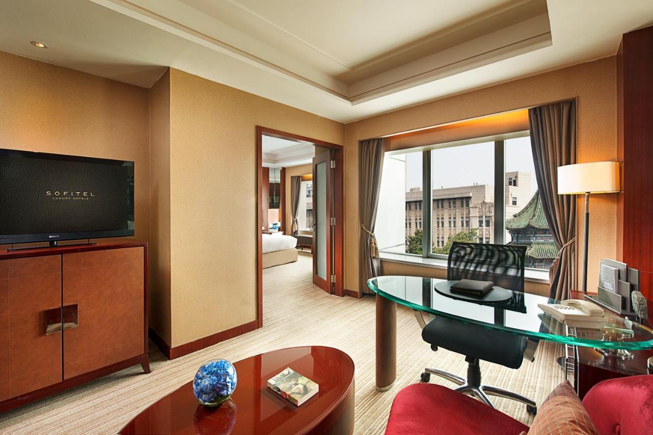 Prestige Suite King Bed Extra Bed,742988191:JPEG