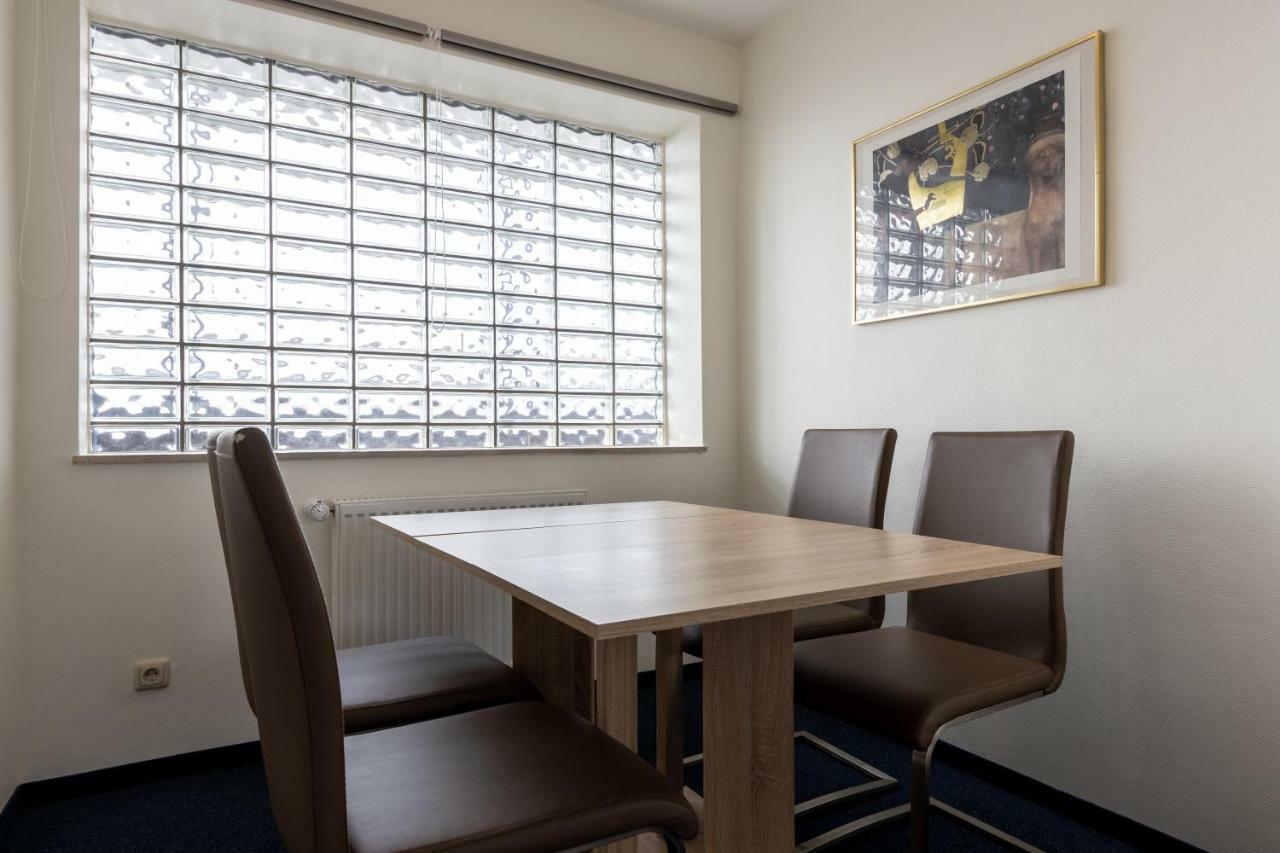 Superior Apartment,784357278:JPEG