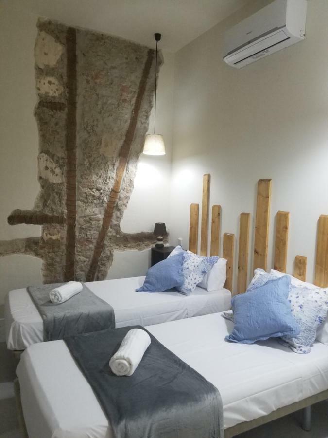 Double or Twin Room with Private Bathroom