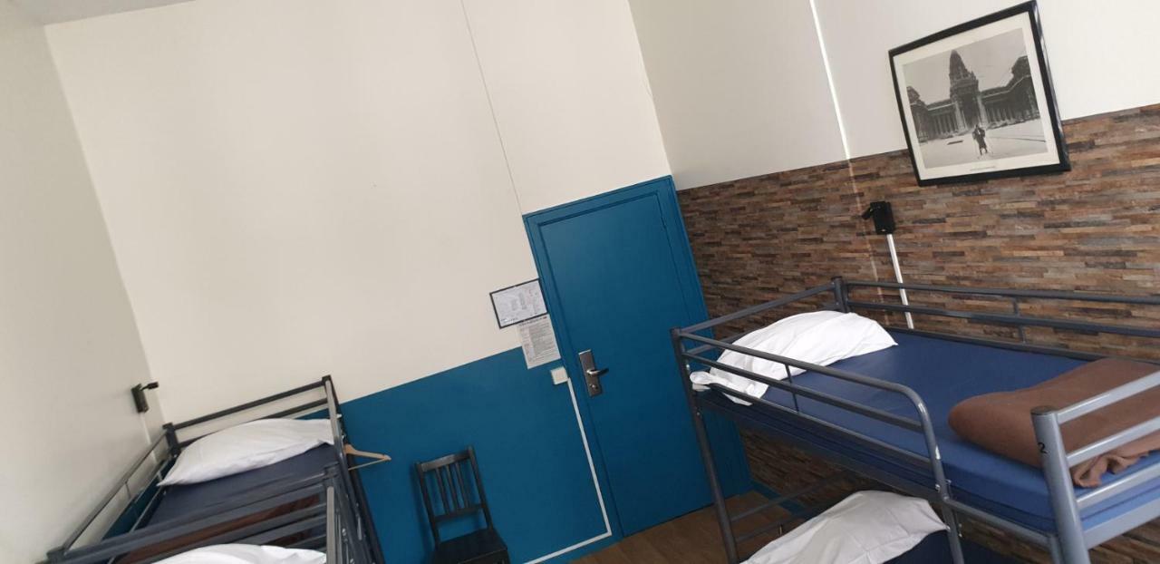 Quadruple Room Bathroom