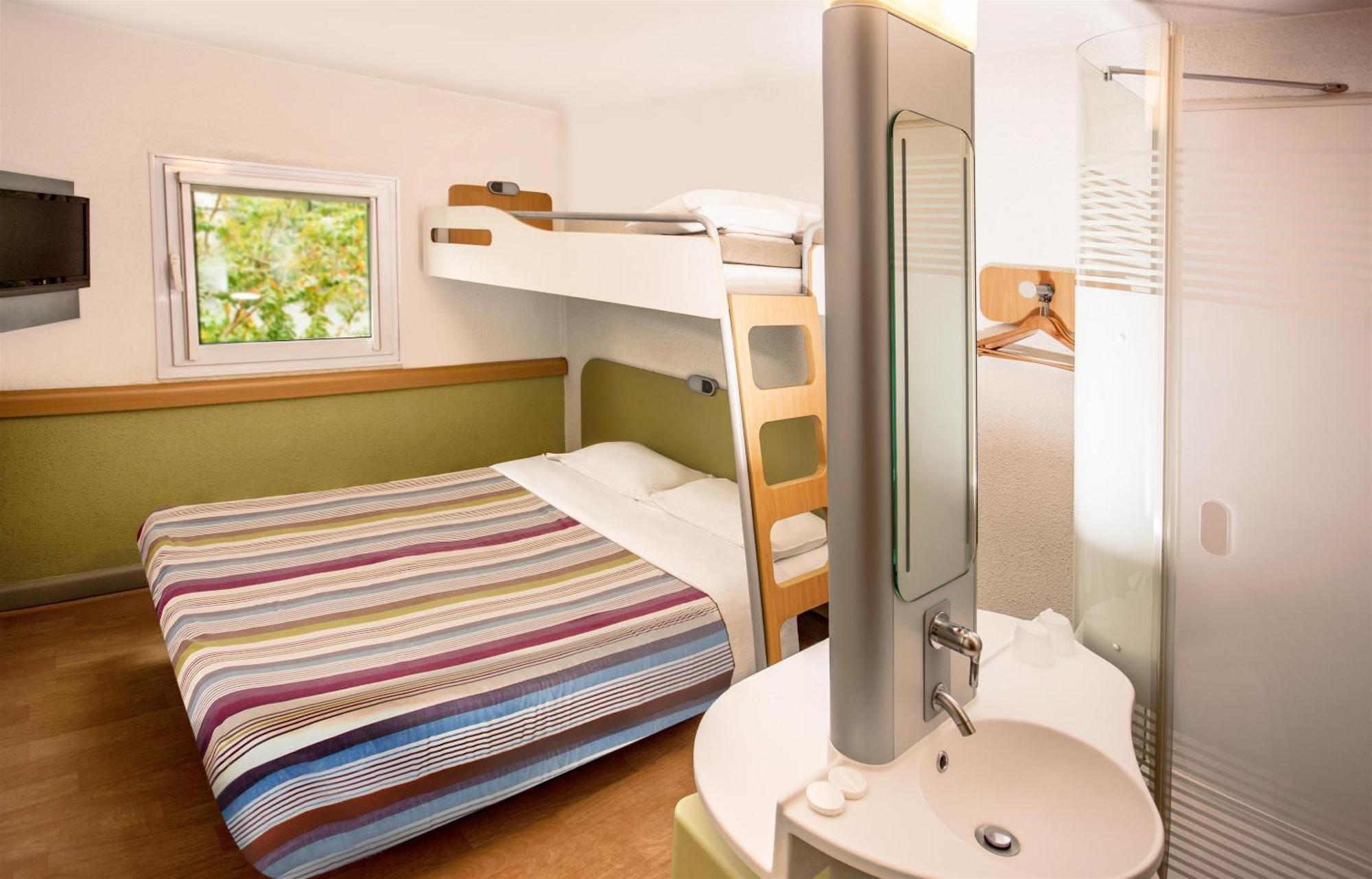 Single Room,1071479371:JPEG