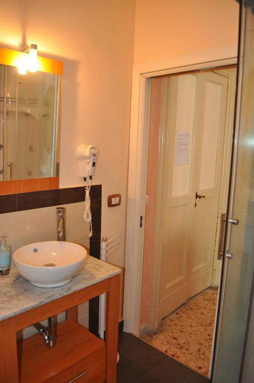 Deluxe Zimmer mit Kingsize-Bett