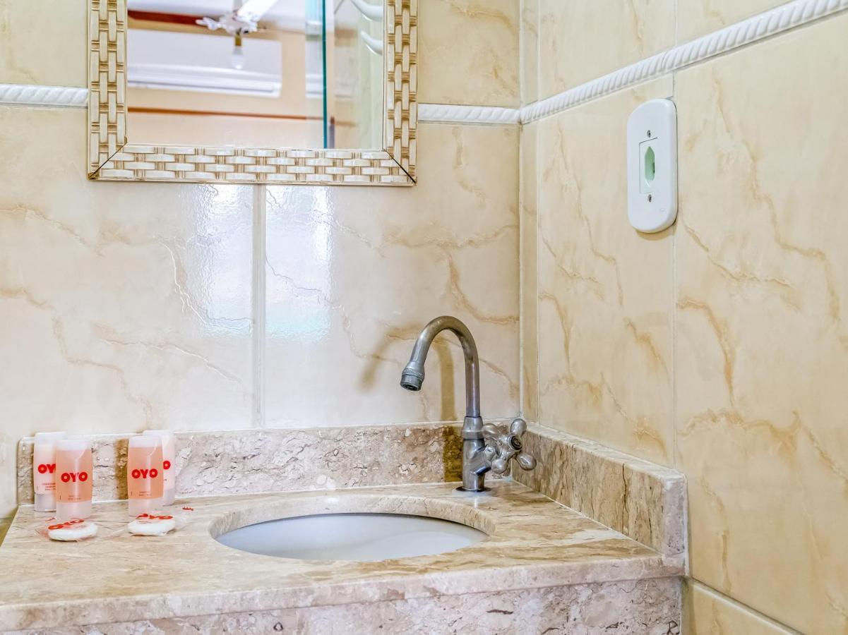 Quarto Twin Standard
