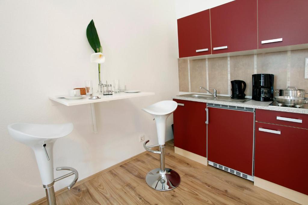Apartment (2 Adults)