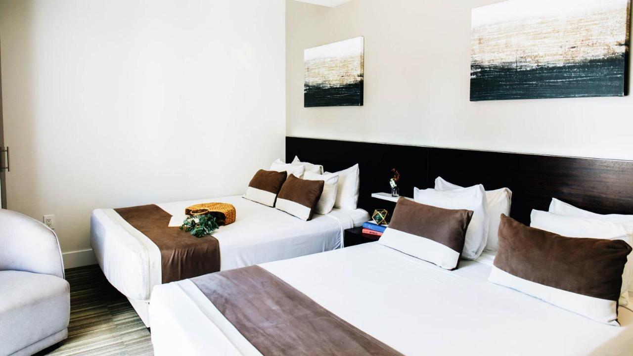 Quarto Queen Duplo Standard
