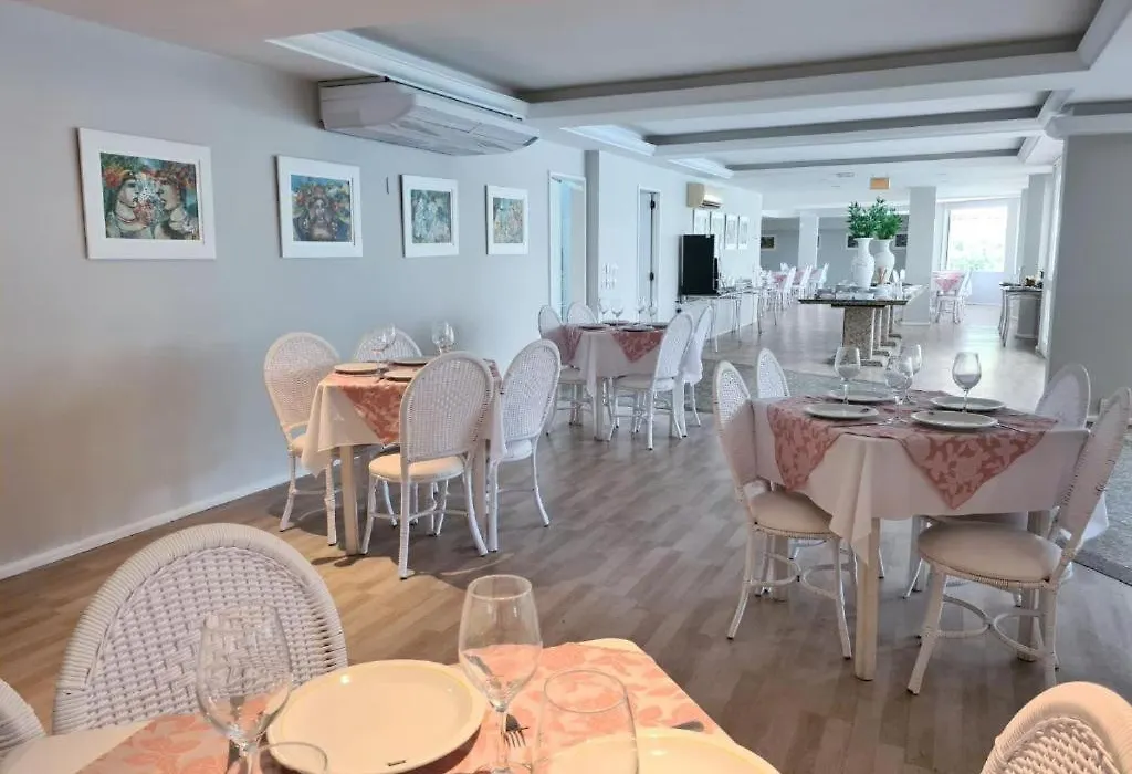 Praia Brava Hotel-1