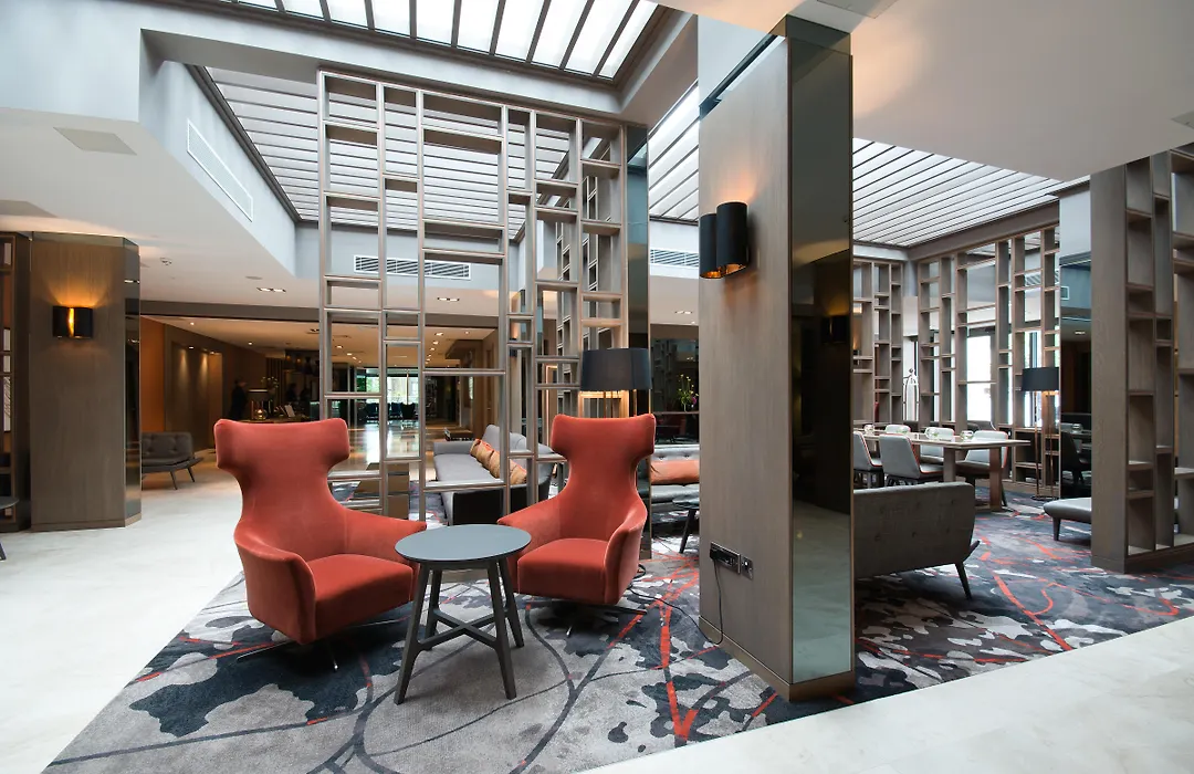 Clayton Hotel Chiswick-1
