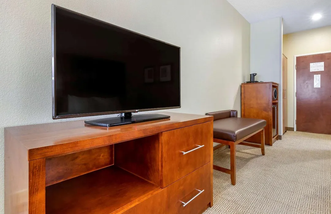 Comfort Inn & Suites Lenoir Hwy 321 Northern Foothills-1