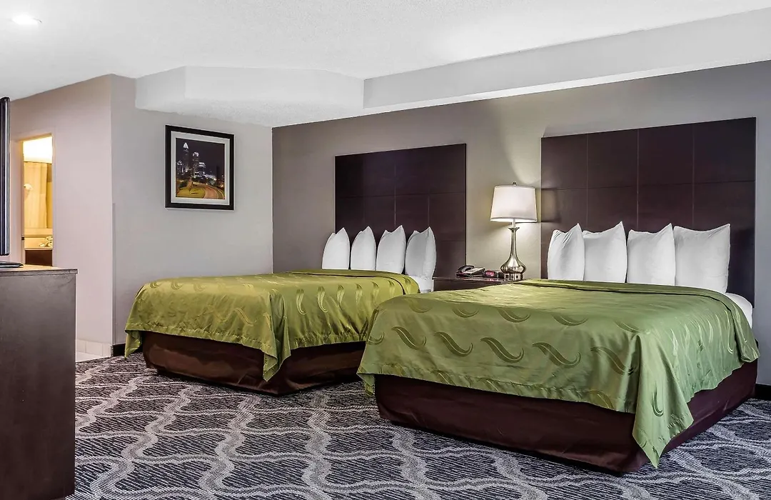 Quality Suites Pineville - Charlotte-1