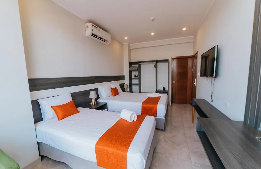 Palm Hotel Tarapoto-1
