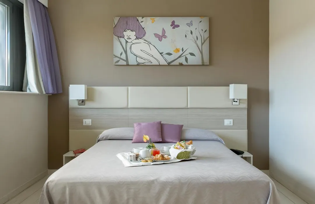 Hotel Cristina-1