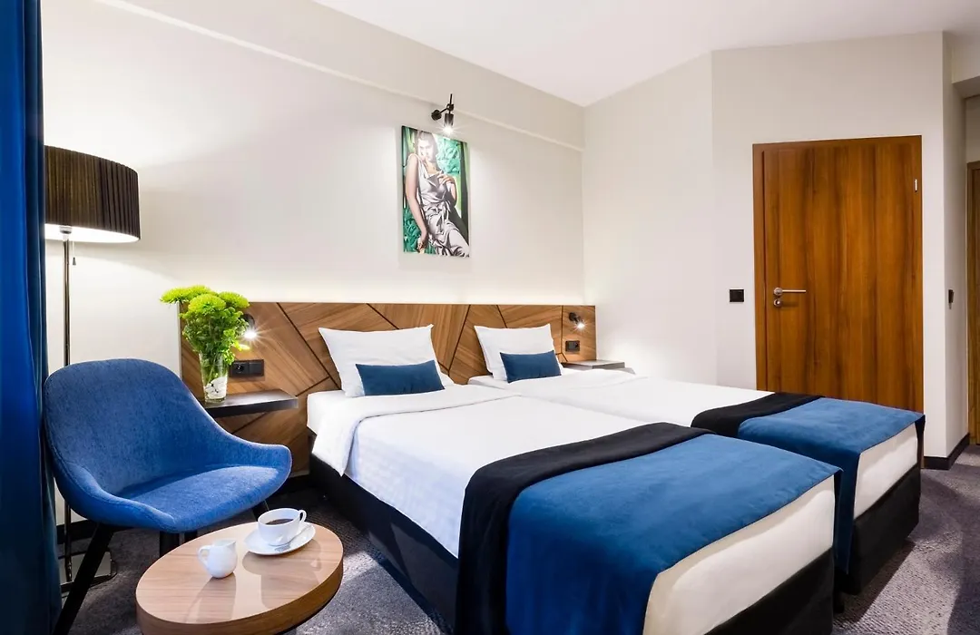 Ascot Premium Hotel-1