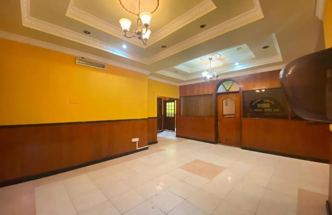 Bab Al Bahrain Hotel-1