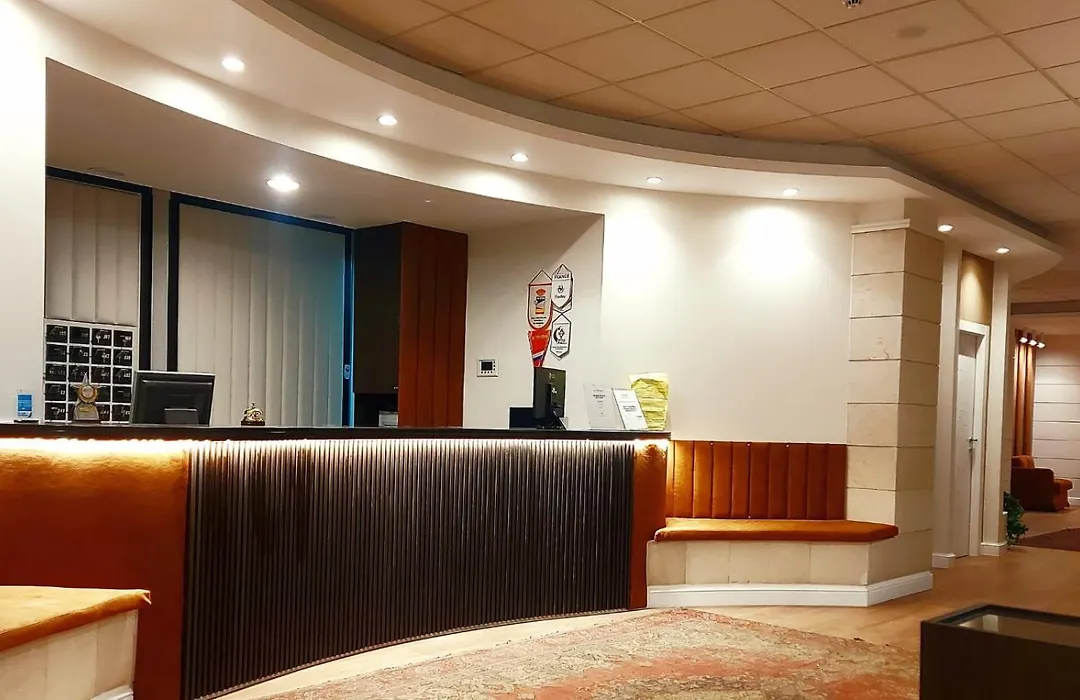 Hotel Meranda-1