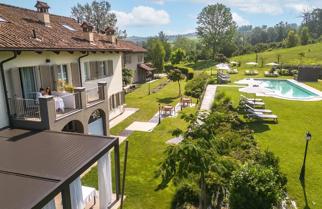 Resort Limax Acis-1