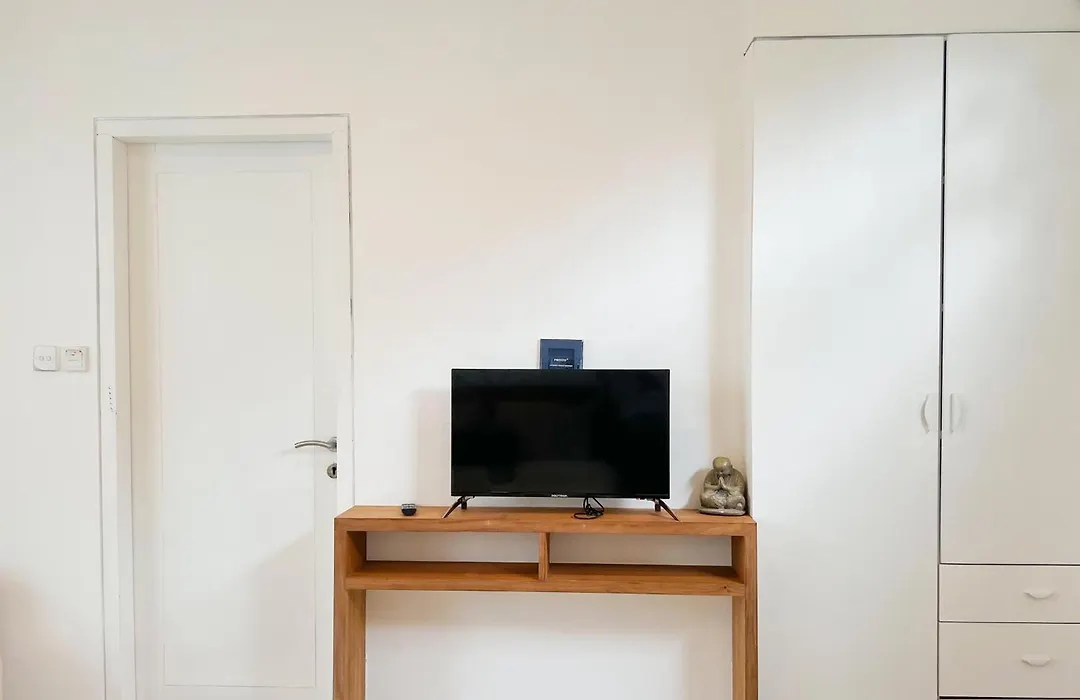 Apple Villas & Apartments, Close To Canggu & Seminyak-1