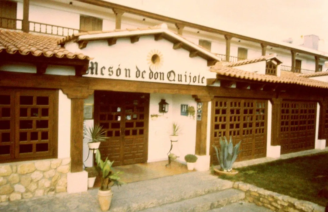 Hotel Mesón de Don Quijote-1