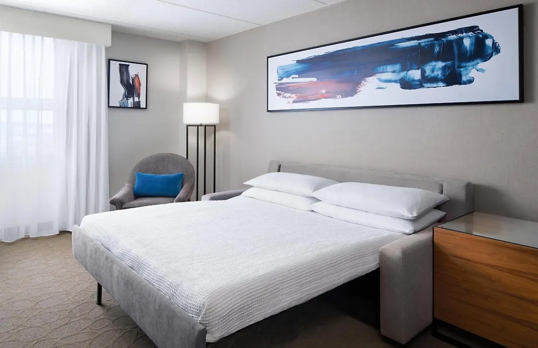 Delta Hotels By Marriott Green Bay-1