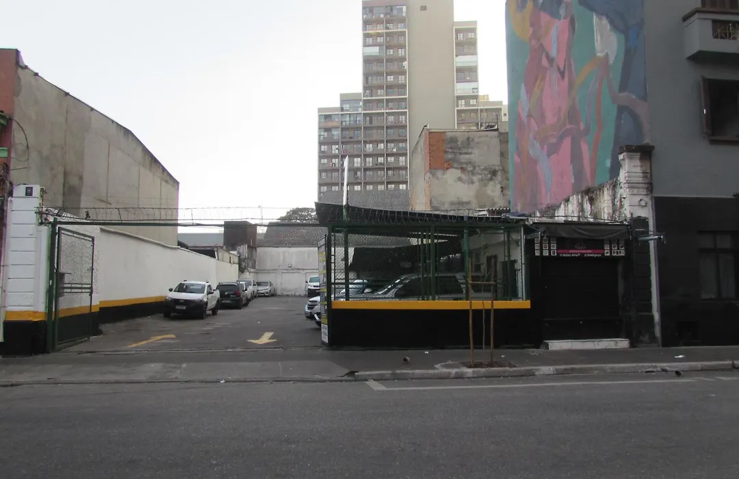 Hotel Tropicália próximo a 25 de março , Brás e Bom Retiro Com estacionamento conveniado ao lado do hotel-1