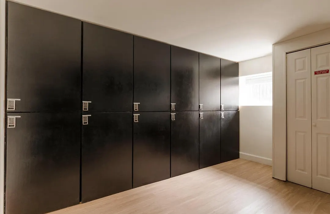 Dupont Circle Embassy Inn By Found-1