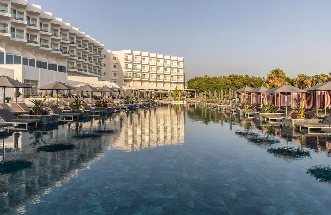 Cali Resort & Spa Designed For Adults By Louis Hotels-1
