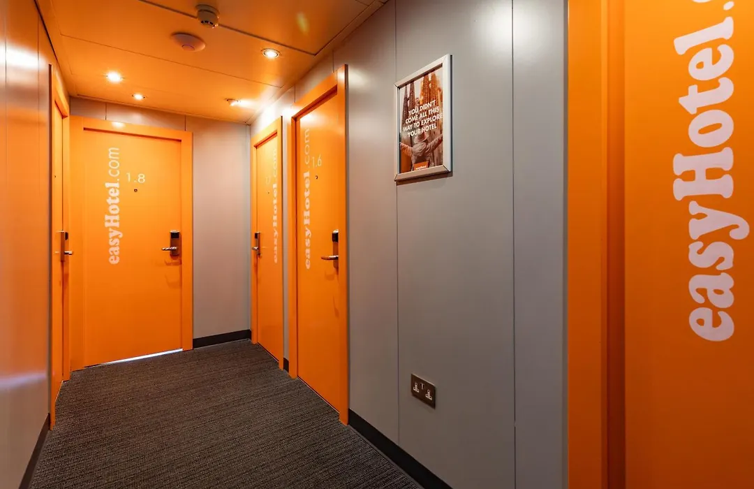 Easyhotel Edinburgh-1