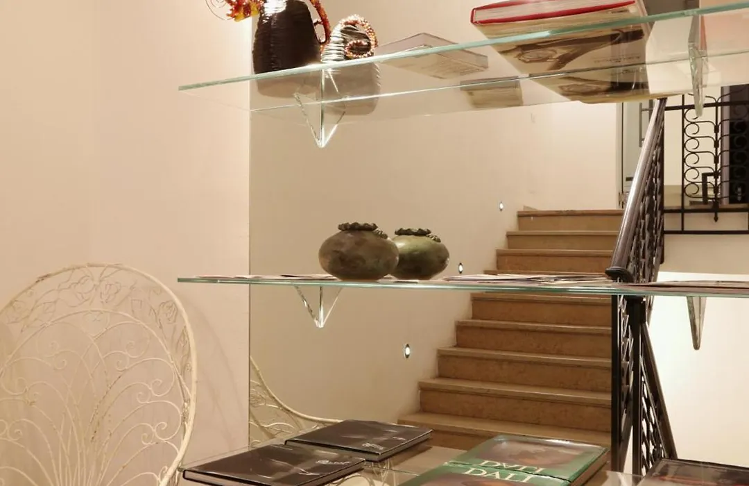 Mua Boutique Bologna-1